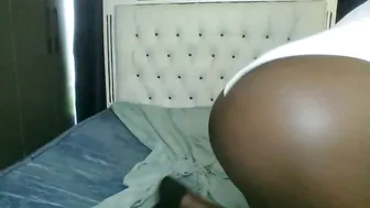 Lopez_lolly 12-Dec-2025 ebony