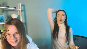caroline_eclipse nude cam video 12/12/2025