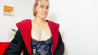 Yasmin_goldenst chat porn video (12-13-2025)
