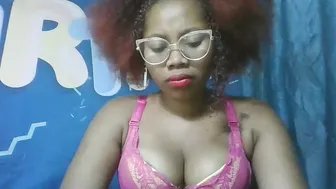 aannickk hairy chat sex cam