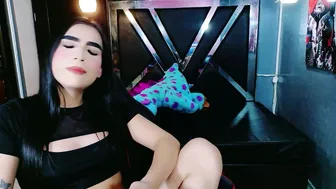 Evangeline_star1 chat sex cam 12-13-2025