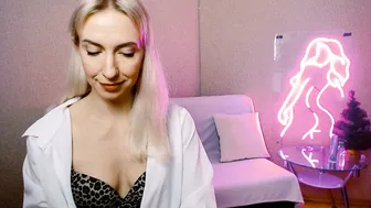 cute_smile_shy recorded nude video 462431