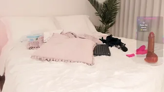 Valentina_m17 sex cam 12-14-2025