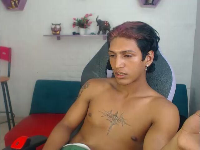 Bull_cam master naked