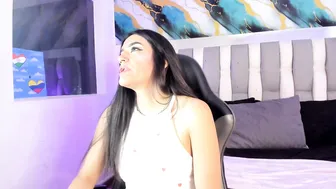 isadiazz sex cam chat (12-14-2025)
