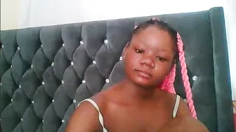 Hotjeylee hot 12/14/2025