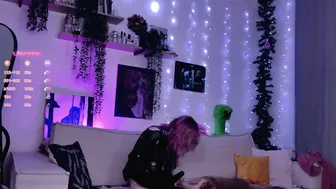 _lollyshy_ cute (12-14-2025)
