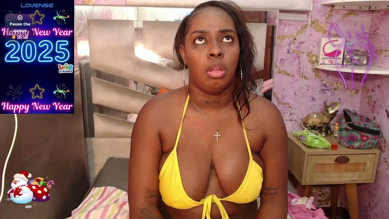 Ebonnyhotvip cam girl chat 14 December 2025