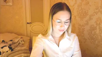Sunny_bambi nude 12-14-2025