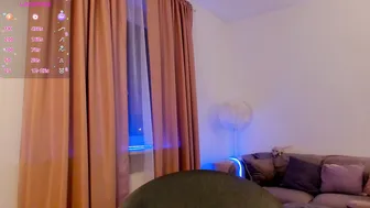 Esmimilf nude video chat 14 December 2025