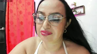 Gia_nahomi nude on cam 12/15/2025