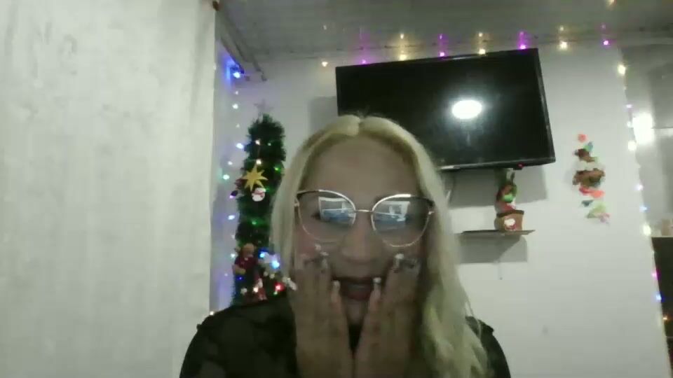 Ivanablis hot webcam porn 12-15-2025