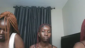 issa_sky1 cam porn 12-15-2025