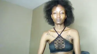 Baddie_bunnie chat porn video 15-Dec-2025
