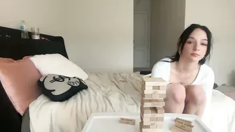 Kateharperr (12-15-2025)