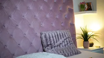 Maiamini porn cam 12/15/2025