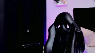 Emmabridgerton lovense live on cam