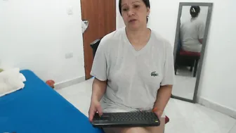 Laura_foxx2379 camvideo 12-15-2025