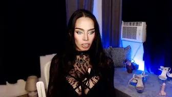 mikeyalawi03 recorded nude video 470120