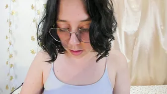 milie_yue206028 recorded nude video 470333