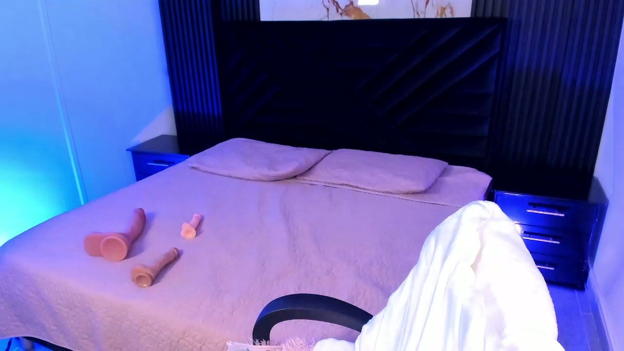 hannasscott posing on cam nude cam