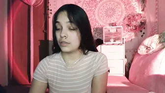Sweetieslikebutter bigboobs webcam chat