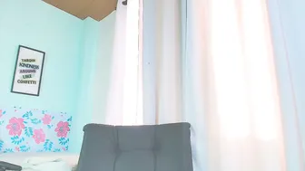 gigimiler8 feet live cam video