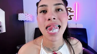 miss__daphne (12/16/2025) deepthroat