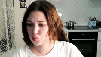 Kylieblond cutie chat porn video