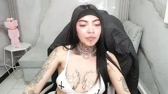 Ashley_blum_v porn video cam chat