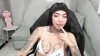 Ashley_blum_v porn video cam chat