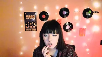 Mira_cool_ camvideo 12-16-2025