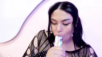 Naomysakura findom 16 December 2025