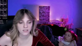 ketty_red chat sex 12-16-2025