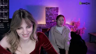 ketty_red chat sex 12-16-2025