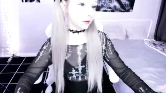lily_weep 16 December 2025