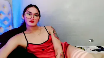 holly_sunshine69 recorded nude video 472637
