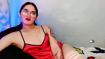 holly_sunshine69 recorded nude video 472637