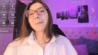 roxxanne_bail posing on cam 16-Dec-2025
