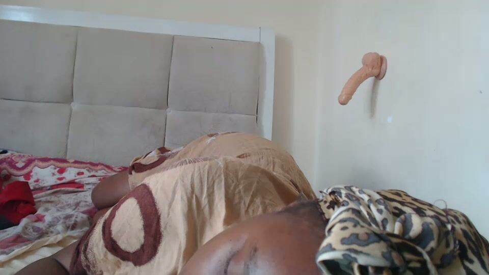 empressvee25 interactivetoy sex chat