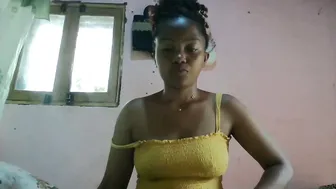 Nayrah12 sex chat 12/16/2025