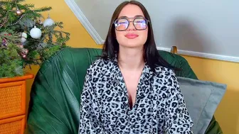Anneavery eyeglasses cam chat