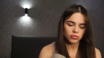 linda_clarsss shy 12-16-2025