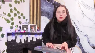 Brittanyy20 12-16-2025