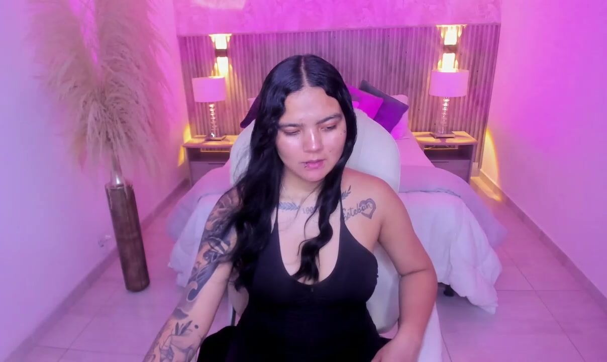 Allyson_brownn blowjob 12/16/2025