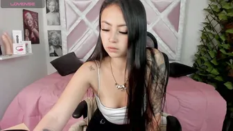 holly_rose69 recorded nude video 475364