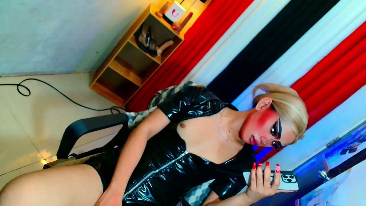 yasii19 mistress webcam video