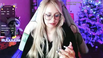 7hana7 petite (12-17-2025)