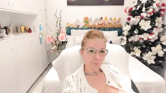 prettyblackeyes cam chat 12/17/2025