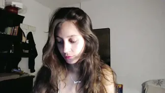 sassylilah (12/17/2025)